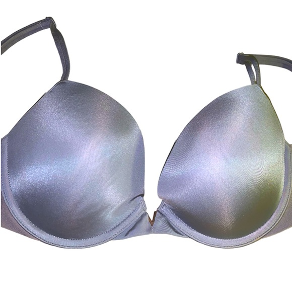 Victoria’s Secret Push Up Bra 32D - Picture 1 of 7